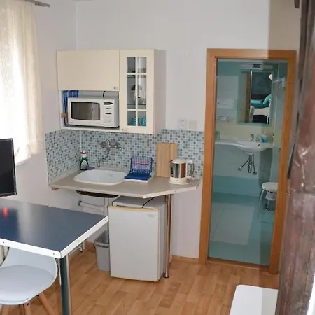 Guest house U Akatu 3*