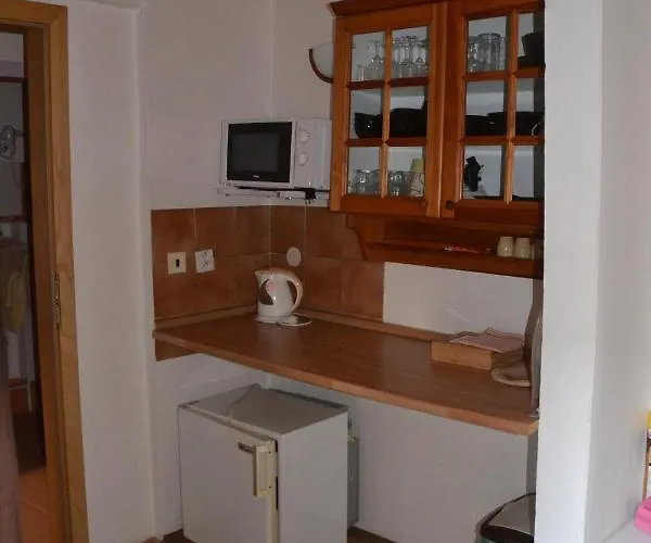 Guest house U Akatu 3*