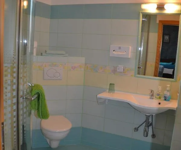 U Akatu Guest house